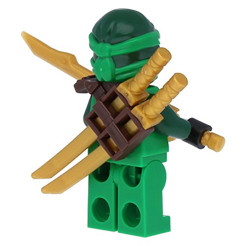 LEGO Ninjago - Figura de Ninja Verde Lloyd Green con 5 Armas, Incluye Espada de dragón