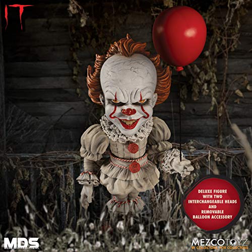 Mezco Toyz Figura Pennywise 15 cm. It (Eso) 2017. Stephen King. NECA. MDS Deluxe