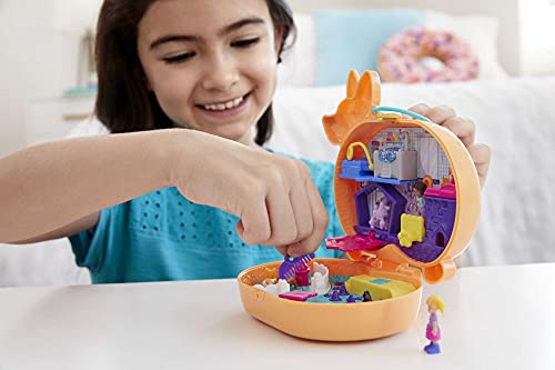 Polly Pocket Cofre con Forma de Perro Corgi Cuddles, con muñecas y Mascotas, Juguete niños +4 años (Mattel GTN13)