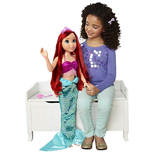 Princesas Disney, Muñeca Ariel, tu Amiga de Juego, tamaño Especial (80 cm) articulada y con Accesorios