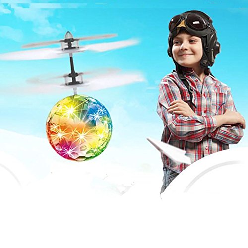 RC Juguete de Suspensión Mini Bola de Vuelo Flash Disco Colorido LED Helicóptero de Luz Control Remoto Que Brilla Intensamente Aviones Juguetes de los niños