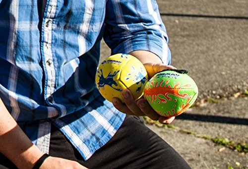 Schildkröt Funsports Pack de 2 Mini-Pelotas , 1 Pelota de Volley y 1 Pelota de Fútbol Americano, Ø 9 cm, Agarre Fácil y Resistente al Agua Salada, Ideal para la Playa, Amarillo y Verde, 970282