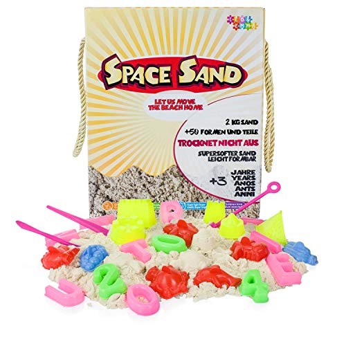 Space Sand 1.8 kg con 50 Piezas de Formas, números, Letras, Piezas de Castillos, Herramienta de Modelado, Arena mágica cinética, Probada por el TÜV (0.9kg Verde y 0.9kg Rosa)