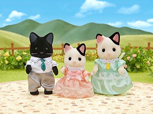 Sylvanian Families 5306 Tuxedo - Juego de 3 Figuras para casa de muñecas