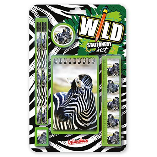 Wild Stationery Set -Cebra de Deluxebase. Este divertido set de papelería para chicas y chicos incluye 2 lápices, goma de borrar, sacapuntas, regla y cuaderno