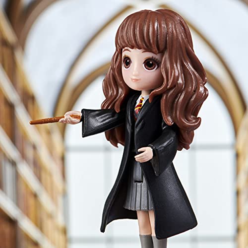 Wizarding World Magical Minis - Figura Coleccionable de Hermione Granger de 3 Pulgadas, Juguetes para niños para niñas y niños de 5 años en adelante