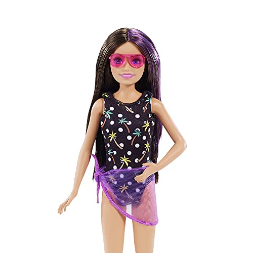 Barbie Skipper Muñeca canguro con bañador y bebé, con piscina de juguete y accesorios de agua (Mattel GRP39)