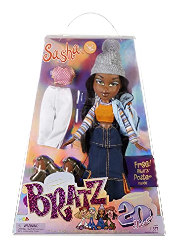 Bratz Edición Especial 20 Años Muñeca de Moda Original Sasha-Caja holográfica y póster-Coleccionable-Réplica de la versión de 2001-Incluye 2 Vestidos, Zapatos, Bolso y más, Color (573449)