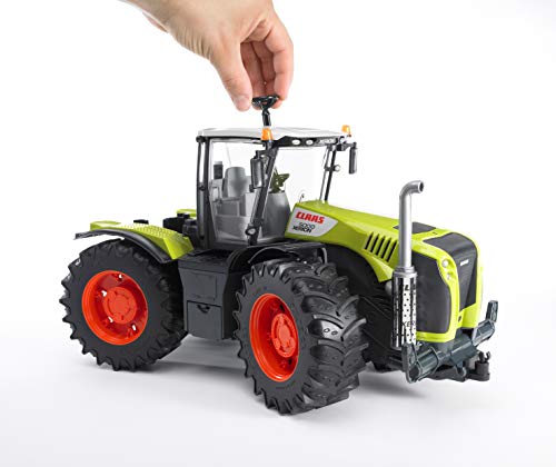 Bruder Tractor Claas Xerion