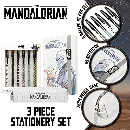 Disney The Mandalorian Set Papeleria para Niños de Star Wars, Incluye Estuche Escolar, Bloc De Notas de Baby Yoda y Bolígrafos de The Mandalorian