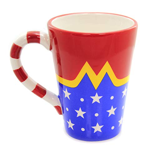 Im A Mom. Whats Your Superpower Wonder Woman Themed Taza De Cerámica