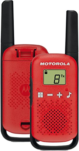 Motorola T42 Red - Walkie Talkie PMR446, 16 Canales, Alcance 4 km, Rojo, 2 Unidades + Amazon Basics - Pilas alcalinas AAA 'Performance' (Paquete de 12) - Diseño Variable