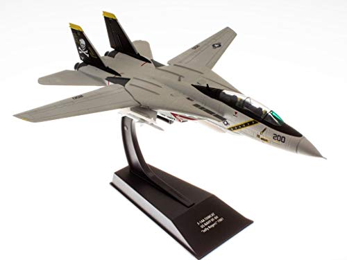 OPO 10 - Lote de 3 Aviones Militares 1/100: Grumman F-14 Tomcat US Navy Top Gun + Boeing AH-64 Apache + Kawasaki T-4 Blue Impulse (CP01 + SD3 + SD4)