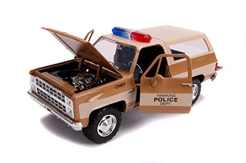 Stranger Things Coche Chevy K5 Blazer Metal 1980 con Placa 1:24