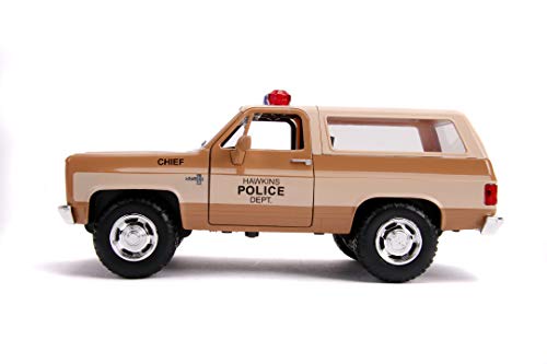 Stranger Things Coche Chevy K5 Blazer Metal 1980 con Placa 1:24