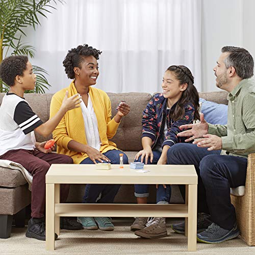 Taboo Juego de Mesa Infantil contra Padres a Partir de 8 años.