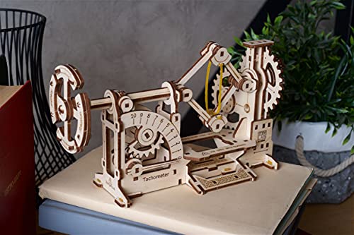 UGEARS Stem Kit de Modelo de Tacómetro – Puzzles de Madera 3D para Adultos, Adolescentes y Niños – Kit de Ciencia Mecánica DIY para Autoensamblaje – Puzzles 3D Educativos e Ingeniería con App 8+