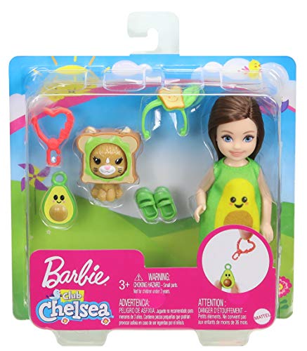 Barbie Chelsea Disfraz de Aguacate, Muñeca con Accesorios (Mattel Gjw31) , color/modelo surtido