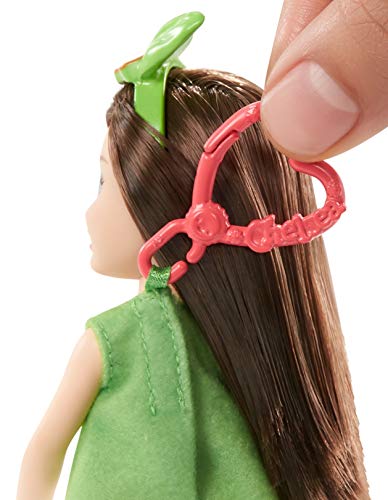 Barbie Chelsea Disfraz de Aguacate, Muñeca con Accesorios (Mattel Gjw31) , color/modelo surtido