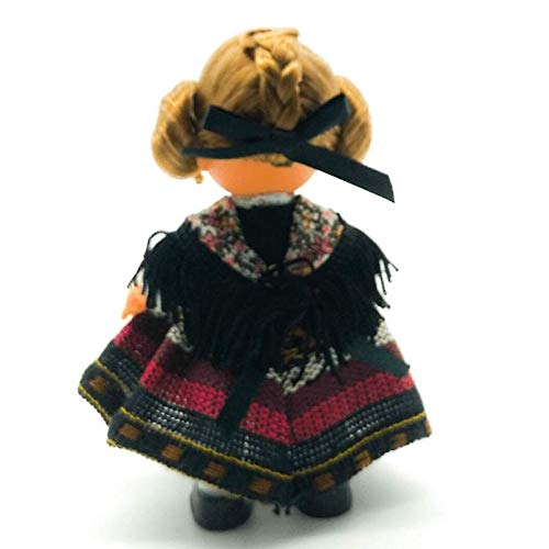 Folk Artesanía Muñeca Regional colección de 15 cm con Vestido típico Manchega Castilla la Mancha España.