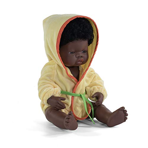 Miniland – Muñeco bebé Africano Niño de vinilo suave de 38cm con rasgos étnicos y sexuado para el aprendizaje de la diversidad con suave y agradable perfume. Presentado en caja de regalo.