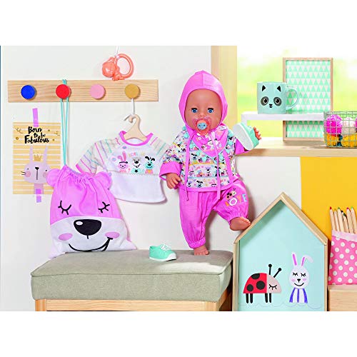 Baby born Deluxe Set Llegada para Muñecas 43 cm, Para Manos Pequeñas, Promueve la Empatía y las Habilidades Sociales, Edad 3+ Años, Con Ropa, Sonajero, Bolso de Gimnasio y Más