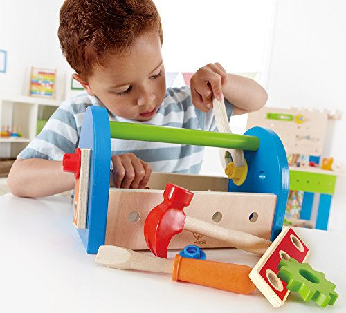 Caja de Herramientas de Madera con Accesorios de Hape, Set de Herramientas de Construcción Coloridas para el Banco Carpintero Infantil,Set de Juego de Simulación, de Resolución de Problemas,17 Piezas