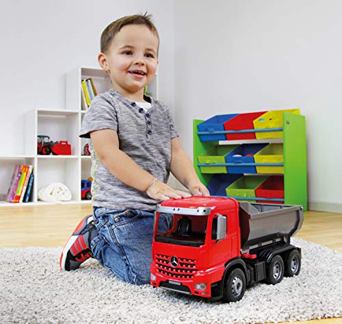 Lena Worxx 04610 – Volquete Mercedes Benz Arocs, Aprox. 45 cm, vehículo de construcción para niños a Partir de 3 años, Resistente volquete con volquete bloqueable y portón Trasero móvil