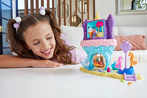 Polly Pocket Paseo de la Princesa Sirena, set de juego con muñeca, mascota y accesorios, juguete para niñas y niños mayores de 4 años (Mattel GYK42)