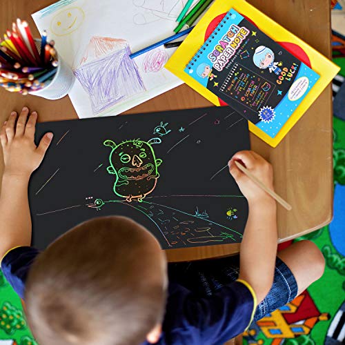 Scratch Art,JBSON 30 Hojas Dibujo Scratch Láminas para Rascar Creativas Papel para Dibujar con Niños, Manualidades, Escribir Listas, Incluye 4 Plantillas de Plantillas de Dibujo y 10 lápices de Madera