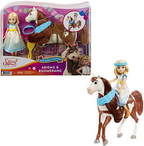 Spirit Abigail con Boomerang Festival Muñeca articulada con vestido y con caballo de juguete con crin y cabeza articulada (Mattel GXF65)