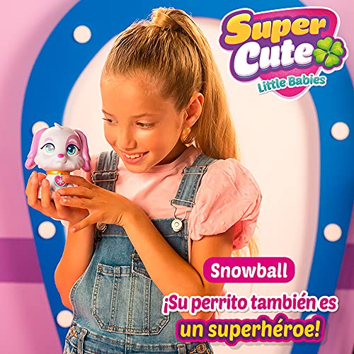 Super Cute Muñeca Superheroína Regi con biberón mágico, Mascota Snowball, Ropa Reversible y Accesorios