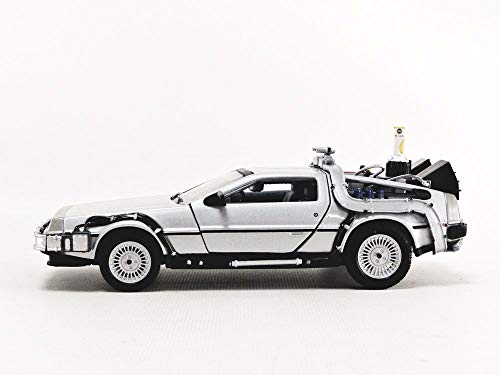 Welly - Delorean Volver al Futuro II, 1/24 Escala (22441)