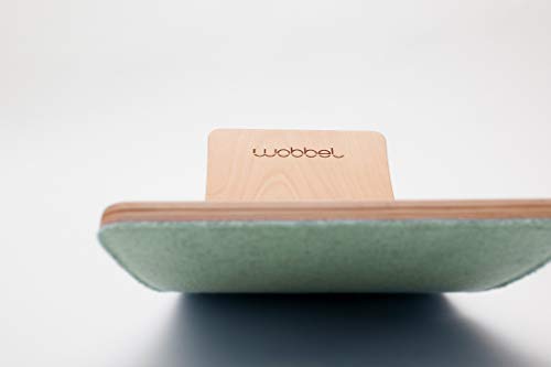 Wobbel Starter Balanceboard Transparant lacquered with light green felt Yogaboard 70 cm