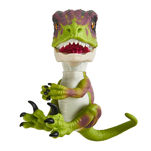 Wowwee- Stealth Fingerlings Velociraptor, Color Verde grisaceo/Morado (3782)