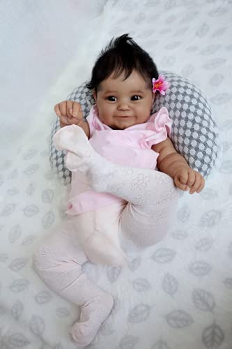 50CM Cuerpo Suave Piel Negra Bebé afroamericano Maddie Reborn Baby Girl Cabello Flexible con biberón y Chupete