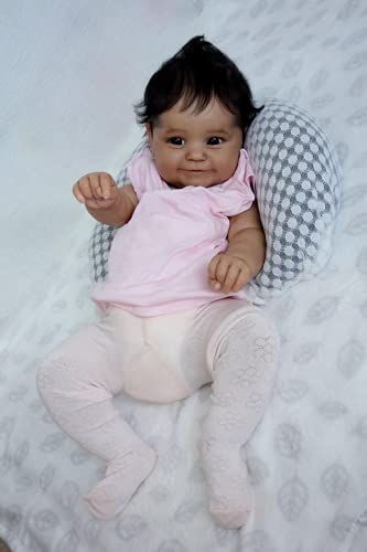 50CM Cuerpo Suave Piel Negra Bebé afroamericano Maddie Reborn Baby Girl Cabello Flexible con biberón y Chupete