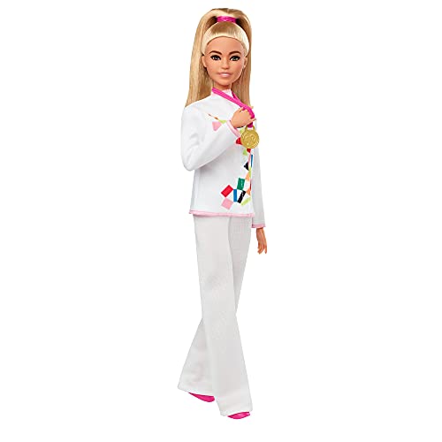 Barbie- Juegos Olímpicos Tokio 2020 muñeca karateka con uniforme y con accesorios (Mattel GJL74) , color/modelo surtido