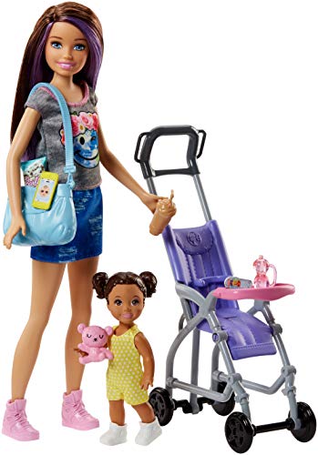 Barbie - Muñeca Skipper Hermana de Barbie, niñera de Paseo - (Mattel FJB00) + Vamos de Viaje, muñeco Ken con Accesorios, Regalo para niñas y niños 3-9 años (Mattel FWV15) , Color/Modelo Surtido