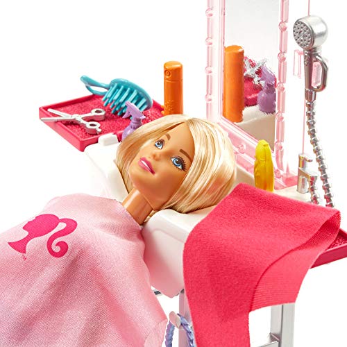 Barbie Quiero Ser peluquera, muñeca rubia con accesorios y su salón de belleza (Mattel FJB36)