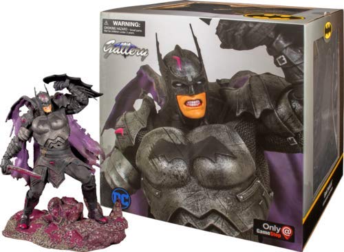 Diamond Select Toys Gallery: DC Comic Metal Batman PVC Statue (FEB202413)