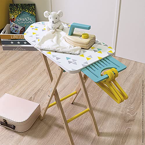 Janod - Tabla de planchar para niños, con mesa deslizante + 1 plancha + 3 perchas - Juguete de imitación de madera - Certificado FSC - 3 a 8 años, J06502