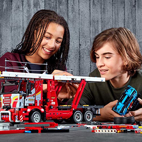 LEGO 42098 Technic Camión de Transporte de Vehículos con Coche Azul 2 en 1 Modelo Set de construcción