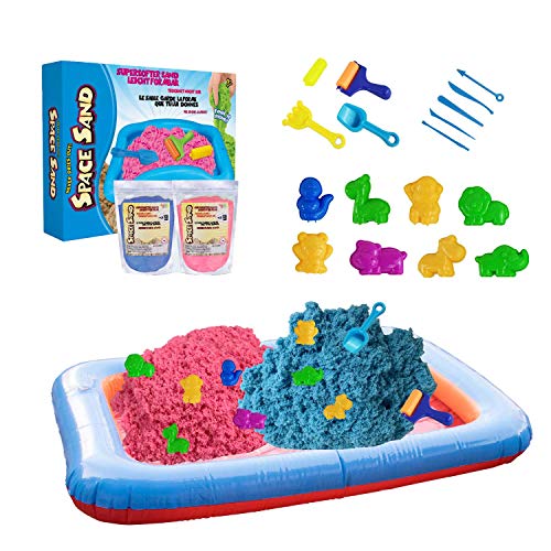 Leo & Emma 1.8kg Juego de Arena Magia Safari Zoo 20 pcs. 8 moldes con Animales, Pala, Herramienta de Modelado, Caja de Arena - Nuevo Modelo Probado por TÜV (0.9kg Azul y 0.9kg Rosa)