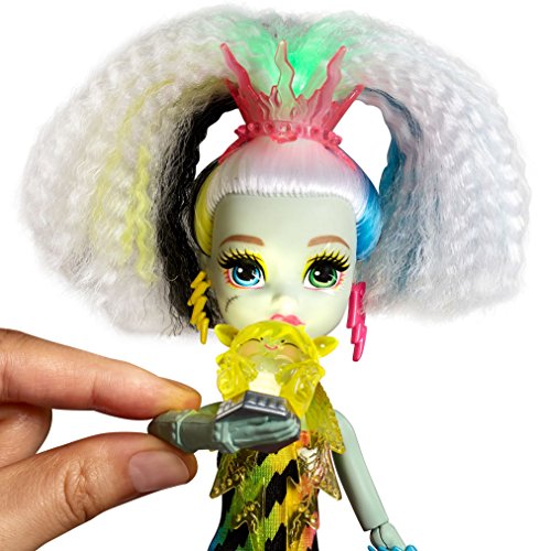 Monster High Frankie Stein Megav&ampoacuteltica (Mattel DVH72)