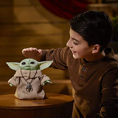 Star Wars Yoda Grogu Mandalorian The Child Animatronic Edition con más de 25 Combinaciones de Sonido y Movimiento