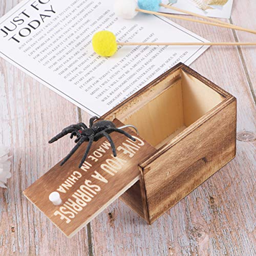 STOBOK Spider Broma Scare Box Caja de madera Sorpresa Cajas de broma de broma Juguetes para regalos de fiesta (con letras 1 araña en 1 caja)