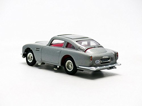 Corgi 04206 1/43 Escala de James Bond, el Aston Martin DB5 de Plata 50º Aniv Thunderball