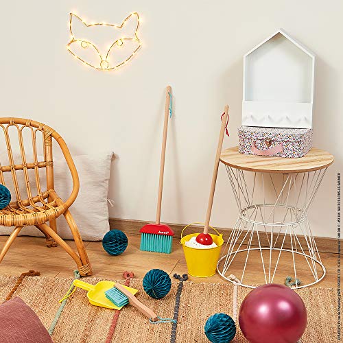 Janod - Set de limpieza - 5 accesorios de madera realistas - Escoba + Fregona + Cubo + Pala + Cepillo - Juguete de imitación de madera para niños - A partir de 2 años, J06588