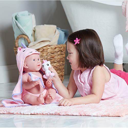 JC Toys, Muñeca La Newborn con Cuerpo de Goma. Toalla con Capucha. con Unicornio Mascota. NIÑA.